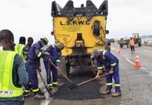 LSPWC repairs potholes on Lagos roads